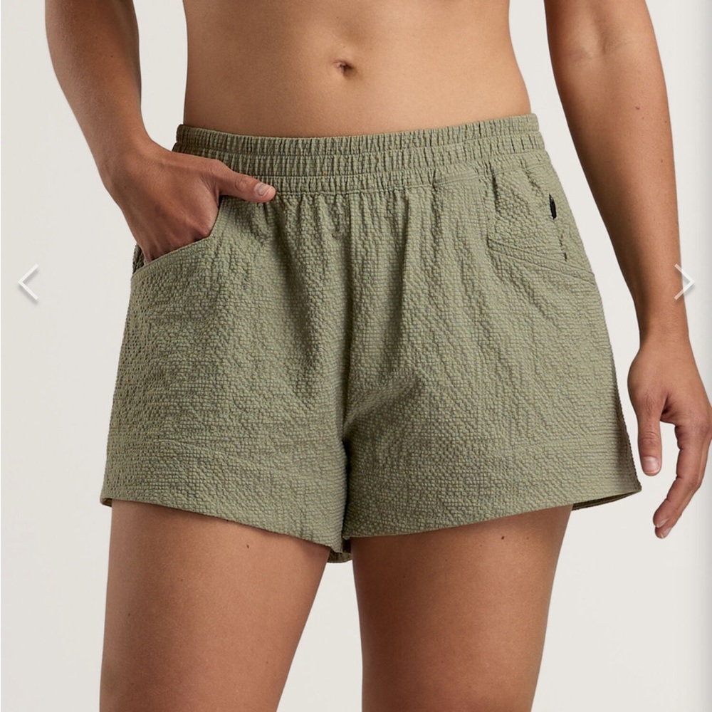 Prana Textured Olive Athletic Shorts with Elastic Waist